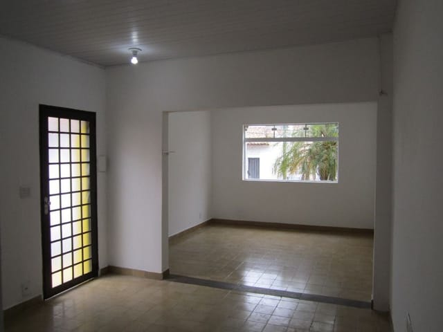 Foto do Casa - Casa com 2 dormitórios para alugar, 100 m² por R$ 1.400,00/mês - Centro - Sorocaba/SP | Ary Proenca Negócios Imobiliários Ltda