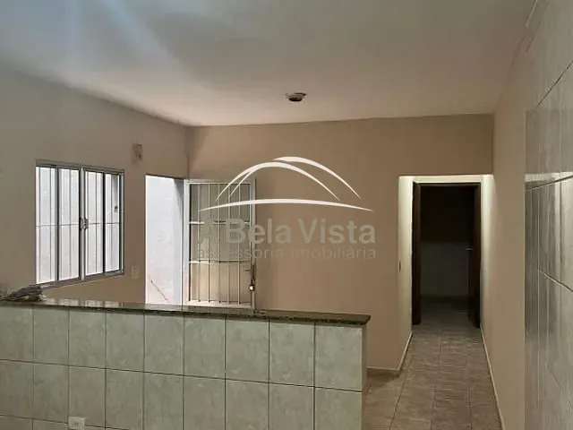 Casa 2 quartos e 1 banheiro, para alugar, no bairro Ayrosa em Osasco