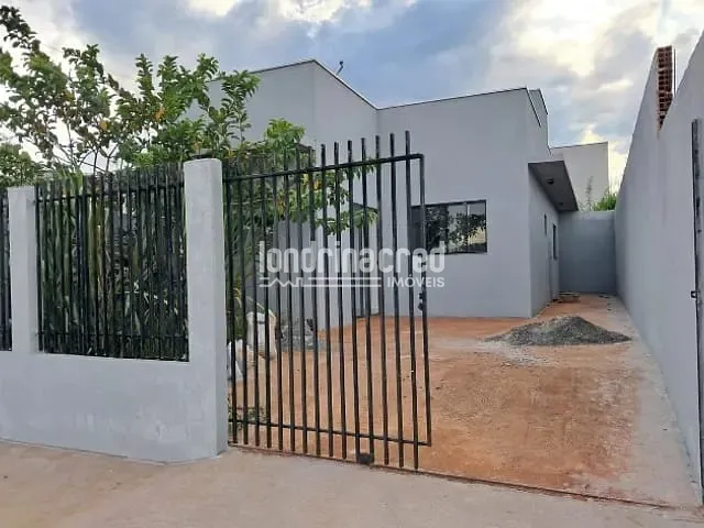 Casa com 128m² 2 quartos e 1 banheiro, à venda, no bairro Jardim Vitória em Cambé