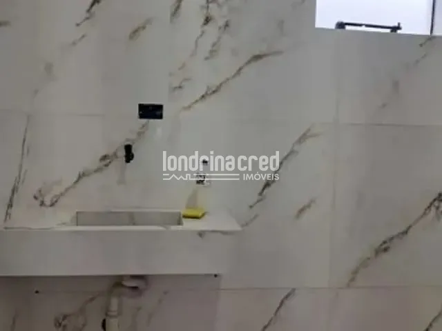 Casa com 128m² 2 quartos e 1 banheiro, à venda, no bairro Jardim Vitória em Cambé