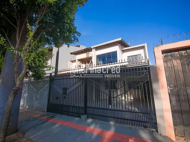 Casa com 125m² 4 quartos e 3 banheiros, à venda, no bairro Conjunto Café em Londrina