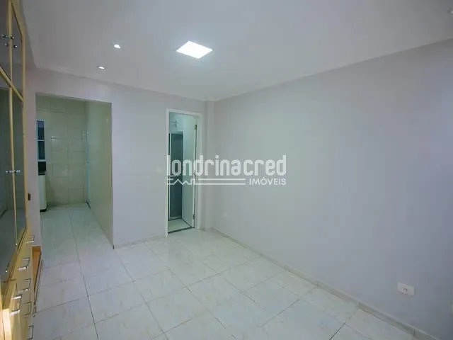 Casa com 125m² 4 quartos e 3 banheiros, à venda, no bairro Conjunto Café em Londrina