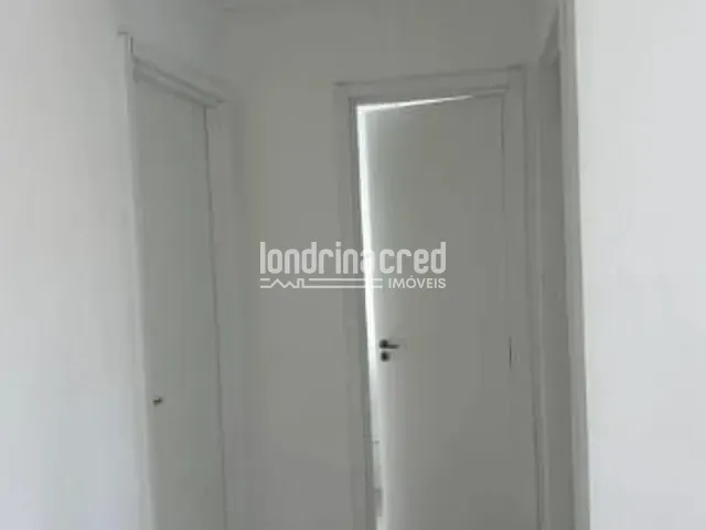 Casa com 70m² 2 quartos e 1 banheiro, à venda, no bairro Jardim Maria Celina em Londrina