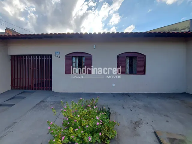 Casa com 200m² 4 quartos e 2 banheiros, à venda, no bairro Conjunto Parigot de Souza 1 em Londrina