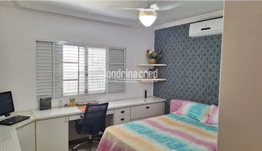 Casa, 3 quartos, 250 m² - Foto 13