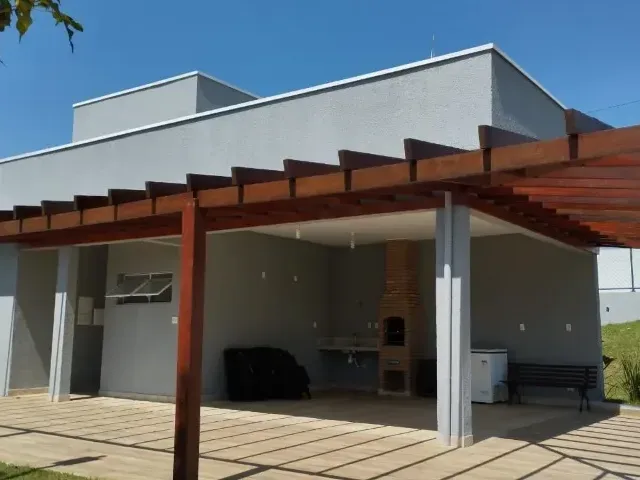 Casa com 250m² 3 quartos e 4 banheiros, à venda, no bairro Vale dos Cristais em Taubaté