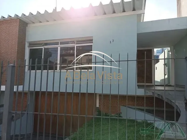 Casa com 250m² 3 quartos e 5 banheiros, para alugar, no bairro Vila Campesina em Osasco