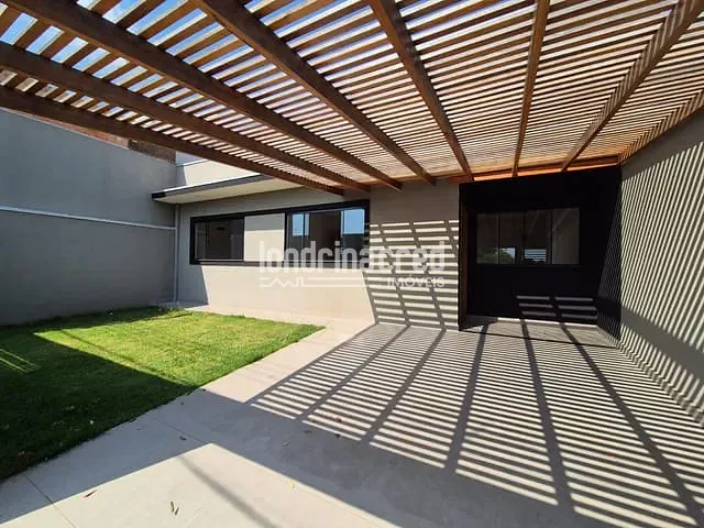 Casa com 187m² 3 quartos e 2 banheiros, à venda, no bairro Monte Belo em Londrina