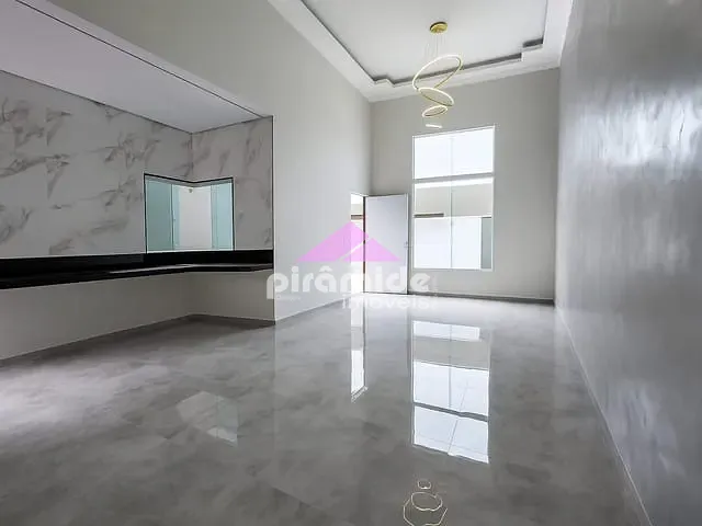 Casa com 245m² 3 quartos e 1 banheiro, à venda, no bairro Gaivotas em Caraguatatuba