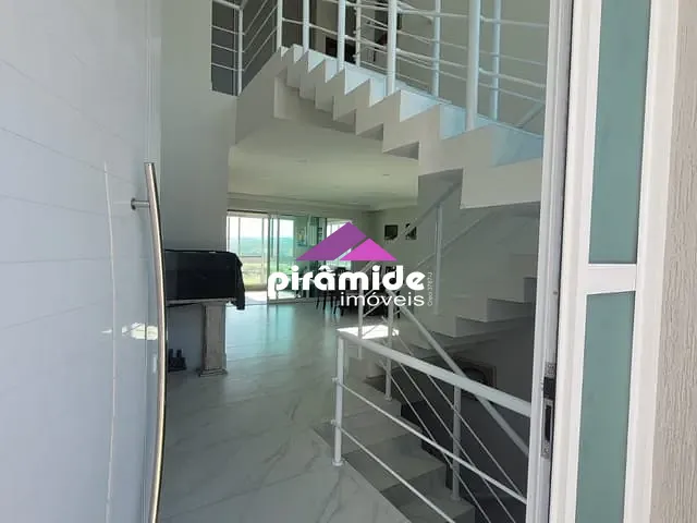 Casa com 455m² 3 quartos e 4 banheiros, à venda, no bairro Urbanova em São José dos Campos