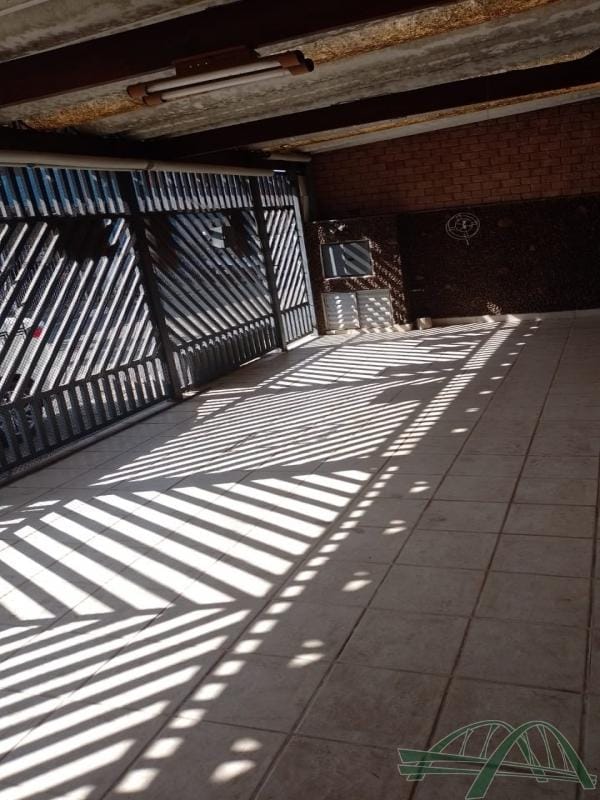 Casa, 3 quartos, 172 m² - Foto 1