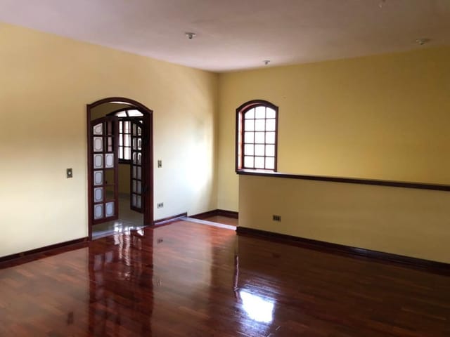 Foto do Casa - Casa com 3 dormitórios para alugar, 200 m² por R$ 2.200,00/mês - Éden - Sorocaba/SP | Ary Proenca Negócios Imobiliários Ltda