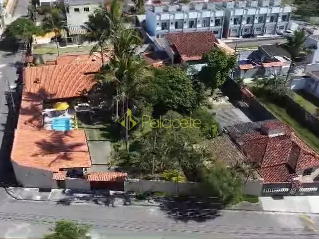 Casa com 986m² 4 quartos e 4 banheiros, à venda, no bairro Praia das Palmeiras em Caraguatatuba