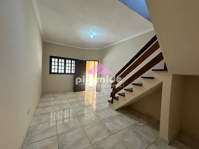 Casa com 125m² 4 quartos e 3 banheiros, à venda, no bairro Jardim Satélite em São José dos Campos