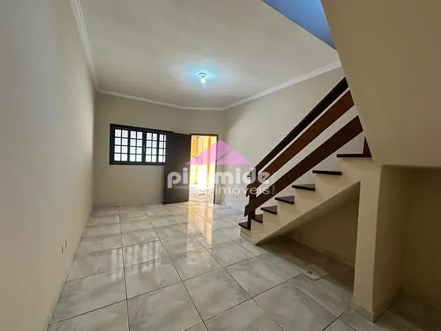 Casa com 125m² 4 quartos e 3 banheiros, à venda, no bairro Jardim Satélite em São José dos Campos