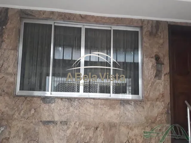 Casa com 125m² 3 quartos e 2 banheiros, à venda, no bairro Km 18 em Osasco