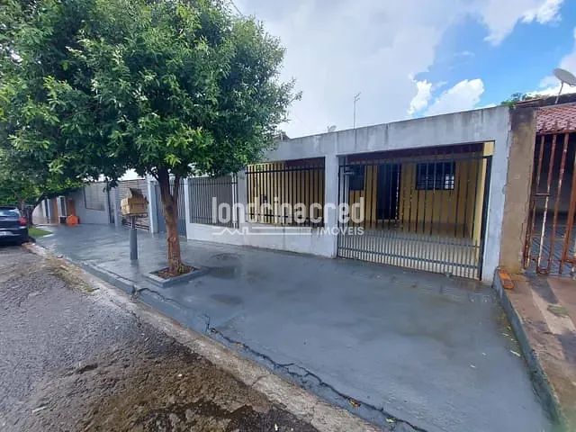 Casa com 200m² 4 quartos e 2 banheiros, à venda, no bairro Residencial Abussafe II em Londrina