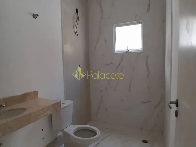 Casa com 137m² 2 quartos e 2 banheiros, à venda, no bairro Residencial Estoril em Taubaté