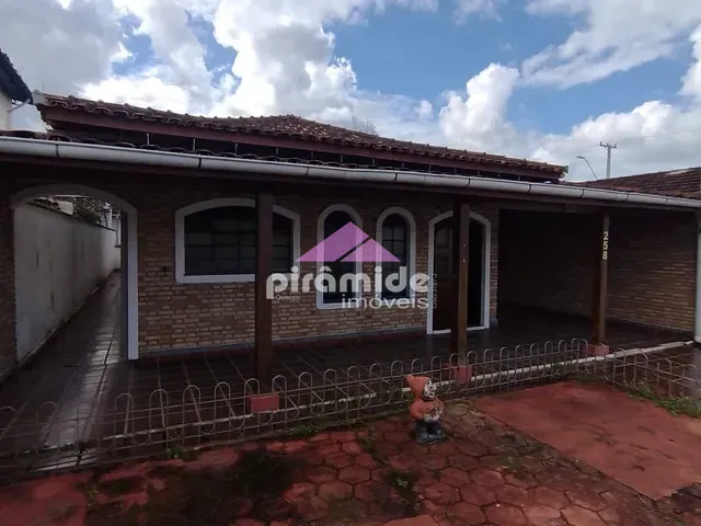 Casa com 333m² 4 quartos e 3 banheiros, para alugar, no bairro Jardim Primavera em Caraguatatuba