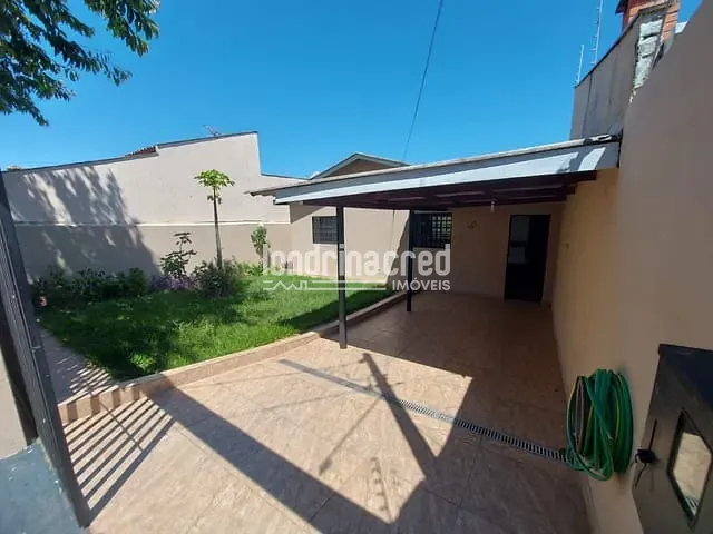 Casa com 200m² 2 quartos e 2 banheiros, à venda, no bairro Giovani Lunardelli em Londrina