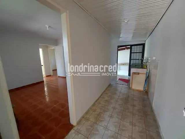 Casa com 200m² 2 quartos e 2 banheiros, à venda, no bairro Giovani Lunardelli em Londrina
