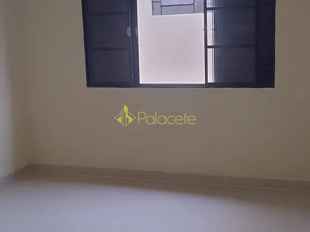 Casa com 300m² 3 quartos e 2 banheiros, à venda, no bairro Vila São Judas Tadeu em Pindamonhangaba