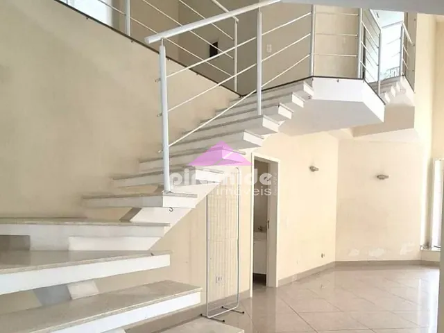 Casa com 300m² 3 quartos e 3 banheiros, à venda ou para alugar, no bairro Urbanova em São José dos Campos