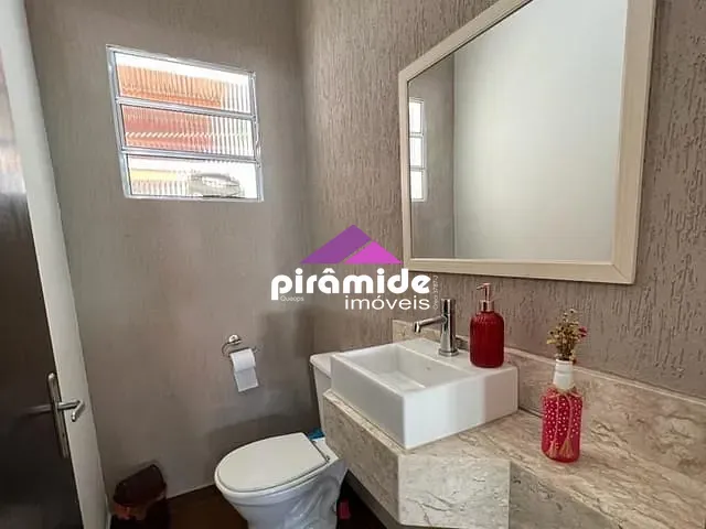 Casa com 90m² 2 quartos e 2 banheiros, à venda, no bairro Cidade Morumbi em São José dos Campos