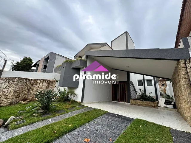 Sobrado com 360m² 4 quartos e 4 banheiros, à venda, no bairro Jardim Esplanada em São José dos Campos