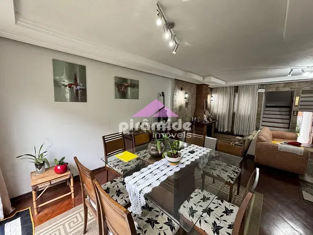 Sobrado com 360m² 4 quartos e 4 banheiros, à venda, no bairro Jardim Esplanada em São José dos Campos