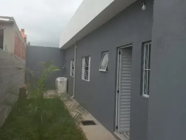 Casa com 140m² 2 quartos e 2 banheiros, à venda, no bairro Loteamento Parque Burity em Pindamonhangaba