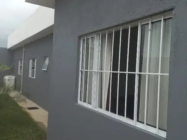 Casa com 140m² 2 quartos e 2 banheiros, à venda, no bairro Loteamento Parque Burity em Pindamonhangaba
