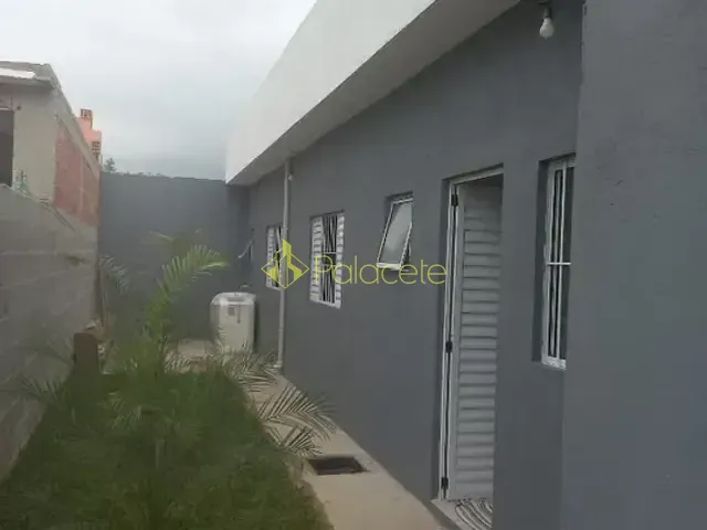 Casa com 140m² 2 quartos e 2 banheiros, à venda, no bairro Loteamento Parque Burity em Pindamonhangaba