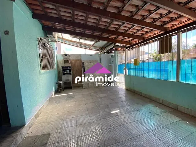 Casa com 300m² 3 quartos e 4 banheiros, à venda, no bairro Vila Atlântica em Caraguatatuba