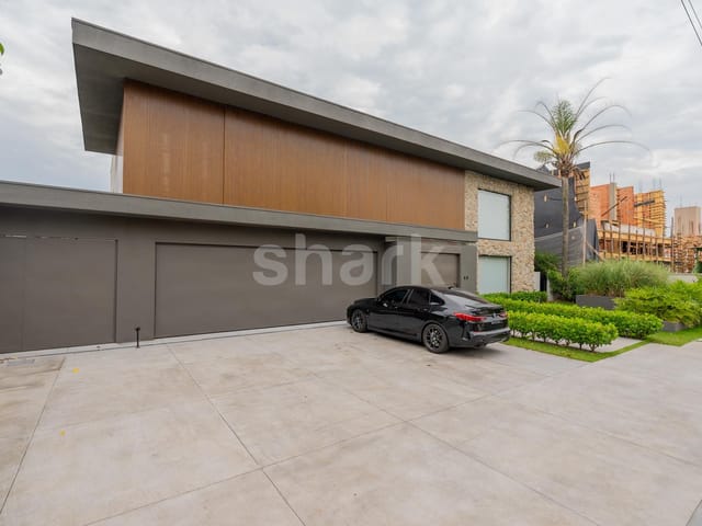 Casa com 886m² 5 quartos e 8 banheiros, à venda, no bairro Alphaville Residencial Um em Barueri