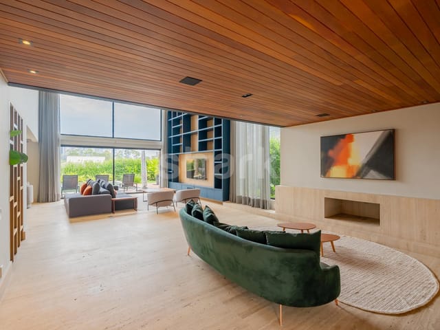 Casa com 886m² 5 quartos e 8 banheiros, à venda, no bairro Alphaville Residencial Um em Barueri