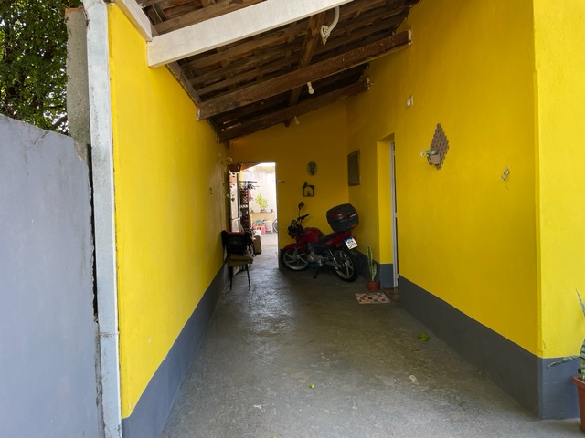 Casa com 195m² 3 quartos e 1 banheiro, à venda, no bairro Cidade Nova em Pindamonhangaba