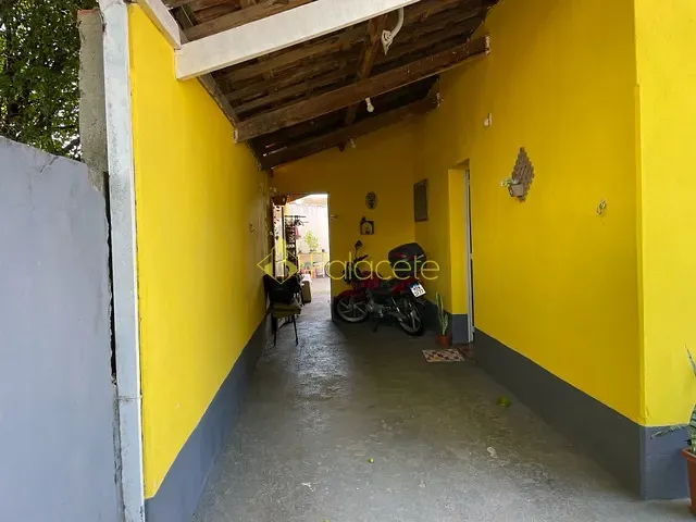 Casa com 195m² 3 quartos e 1 banheiro, à venda, no bairro Cidade Nova em Pindamonhangaba