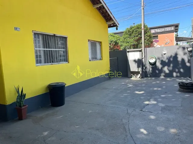 Casa com 195m² 3 quartos e 1 banheiro, à venda, no bairro Cidade Nova em Pindamonhangaba