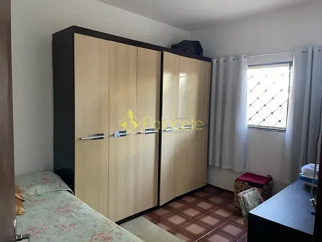 Casa com 195m² 3 quartos e 1 banheiro, à venda, no bairro Cidade Nova em Pindamonhangaba