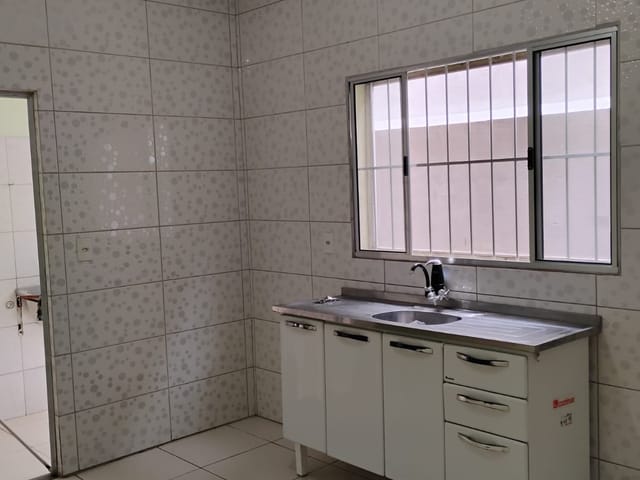 Casa com 125m² 2 quartos e 2 banheiros, à venda, no bairro Residencial Estoril em Taubaté