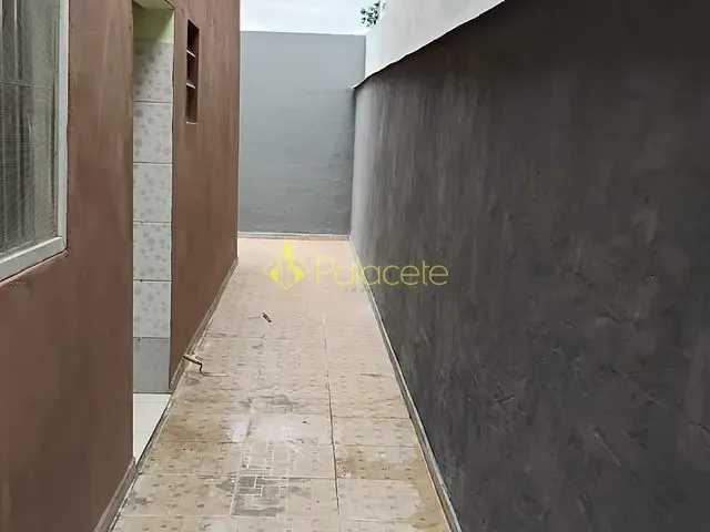 Casa com 125m² 2 quartos e 2 banheiros, à venda, no bairro Residencial Estoril em Taubaté