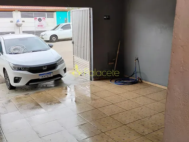 Casa com 125m² 2 quartos e 2 banheiros, à venda, no bairro Residencial Estoril em Taubaté