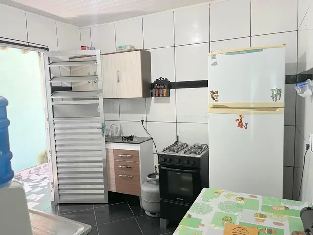 Casa 2 quartos e 1 banheiro, à venda, no bairro Vila Olívia em Potim