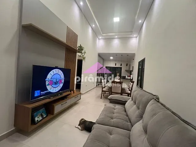 Casa com 250m² 3 quartos e 2 banheiros, à venda, no bairro Residencial Alta Vista 1 em Caçapava