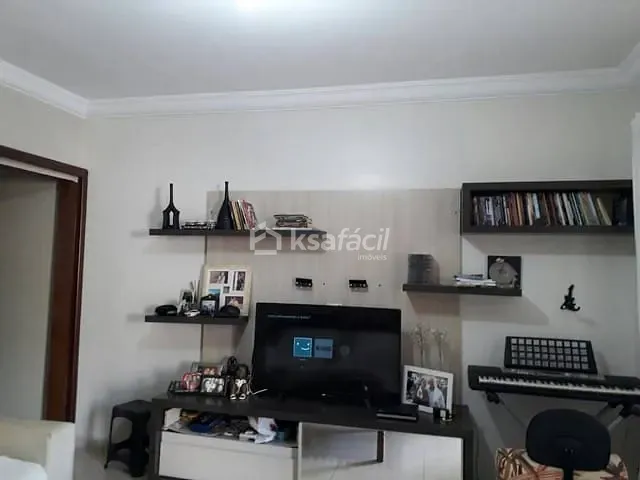 Casa com 360m² 2 quartos e 1 banheiro, à venda, no bairro Jardim Nhanhá em Campo Grande