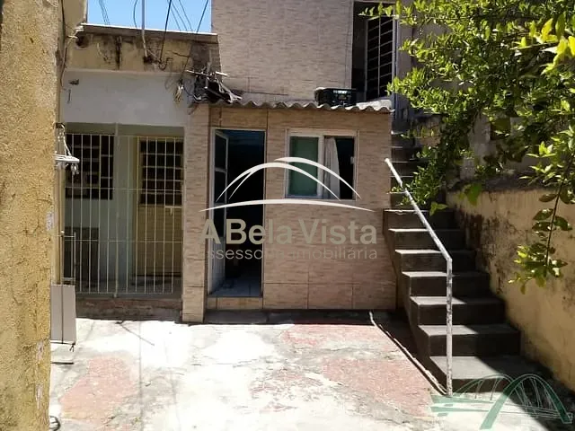 Casa com 250m² 5 quartos e 5 banheiros, à venda, no bairro Rochdale em Osasco