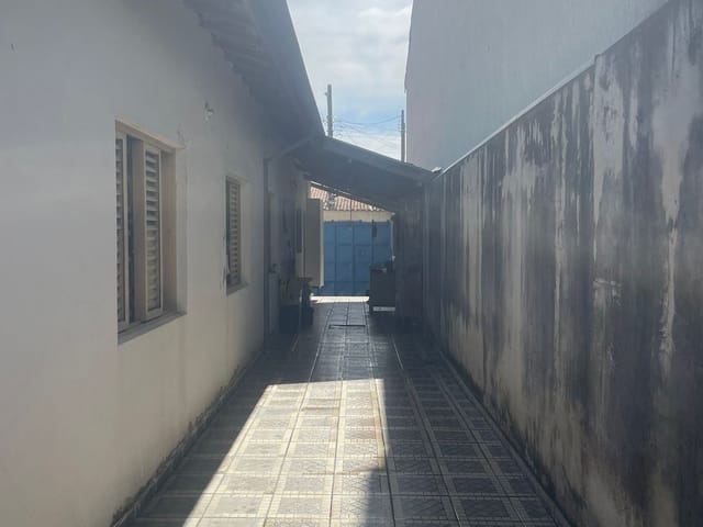Casa com 300m² 3 quartos e 3 banheiros, à venda, no bairro Residencial e Comercial Vila Verde em Pindamonhangaba