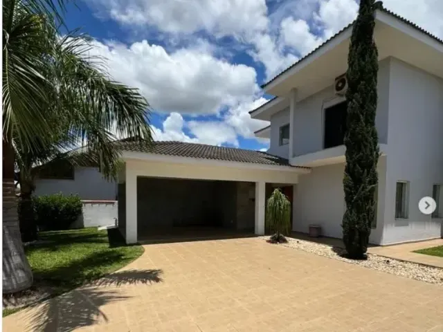 Casa com 562m² 3 quartos e 3 banheiros, à venda, no bairro Condominio Residencial Real Ville em Pindamonhangaba