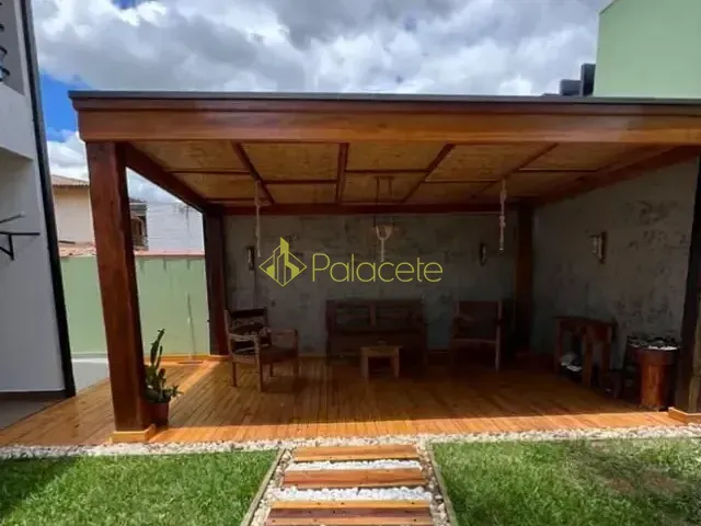 Casa com 562m² 3 quartos e 3 banheiros, à venda, no bairro Condominio Residencial Real Ville em Pindamonhangaba